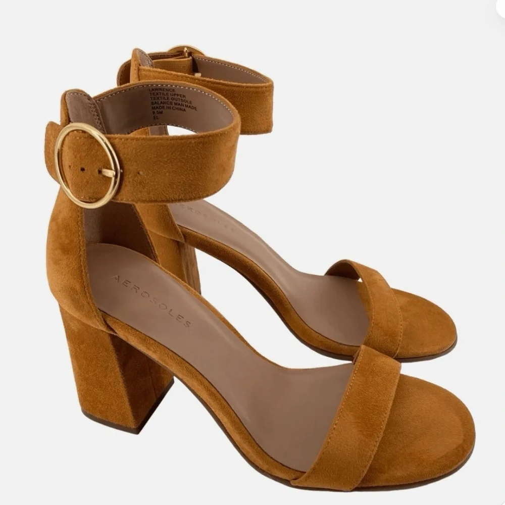 Aerosoles Lawrence Sandal - Tan Faux Suede - Size 10 - NWT